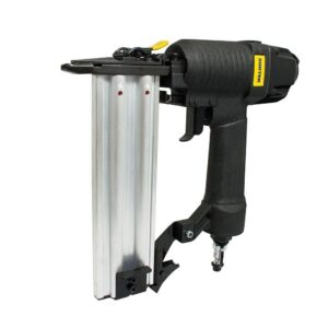Clavadora neumática calibre 18GA, capacidad 3/8"-2", 100 clavos Surtek